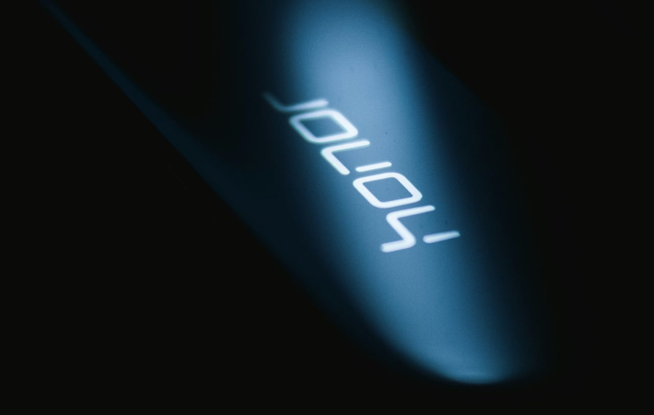 Honor переходит на плоские экраны и компактные размеры: подробности о серии Magic 9